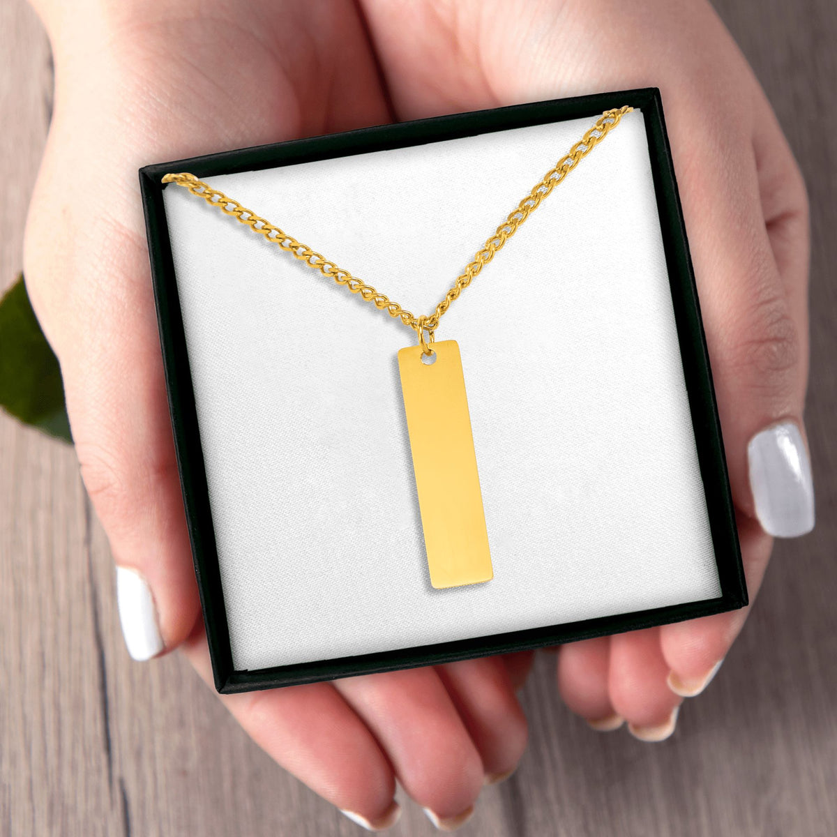 Collier maille cubaine barre verticale