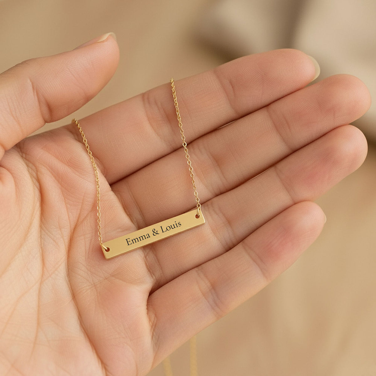 Collier barre gravé