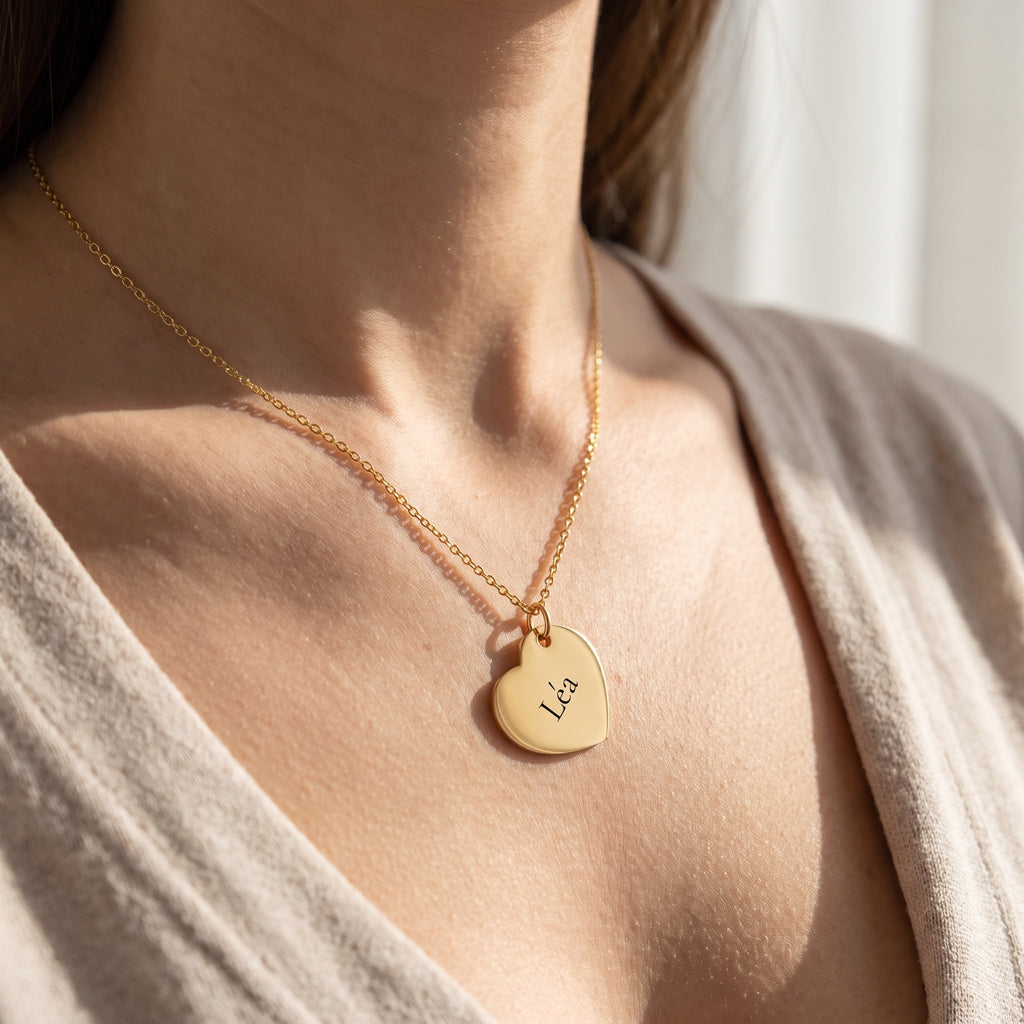 Collier cœur gravé